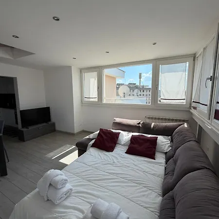 Apartmán Luxury Rooftop Near Metro A & The Vatican *